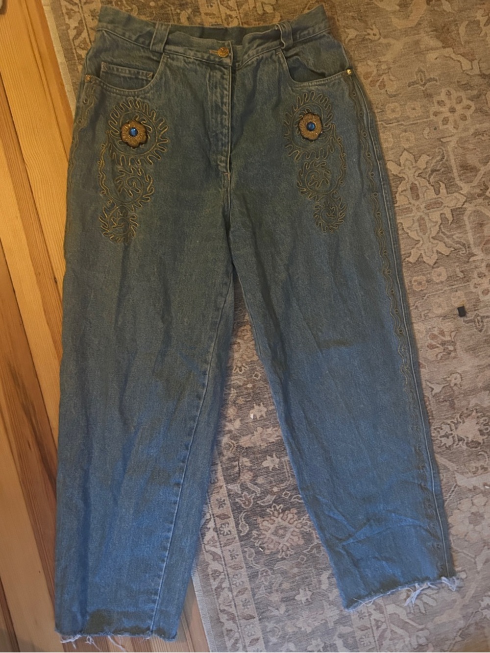 Light wash golden embroidered jeans